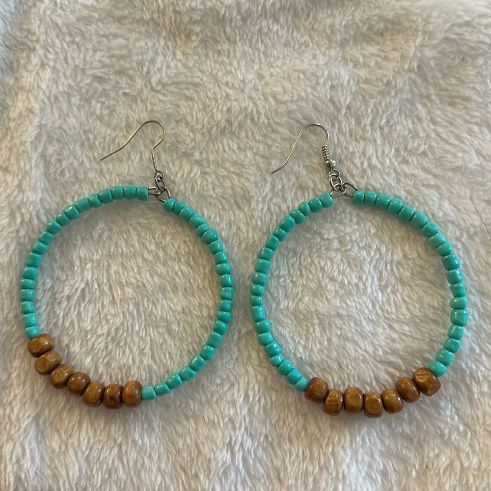 Beaded dangle hoops!